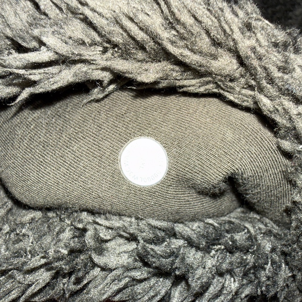 Lululemon Athletica‎ Warm Restore Sherpa Pullover Army Green Grey Cowl Sweater - Picture 4 of 5